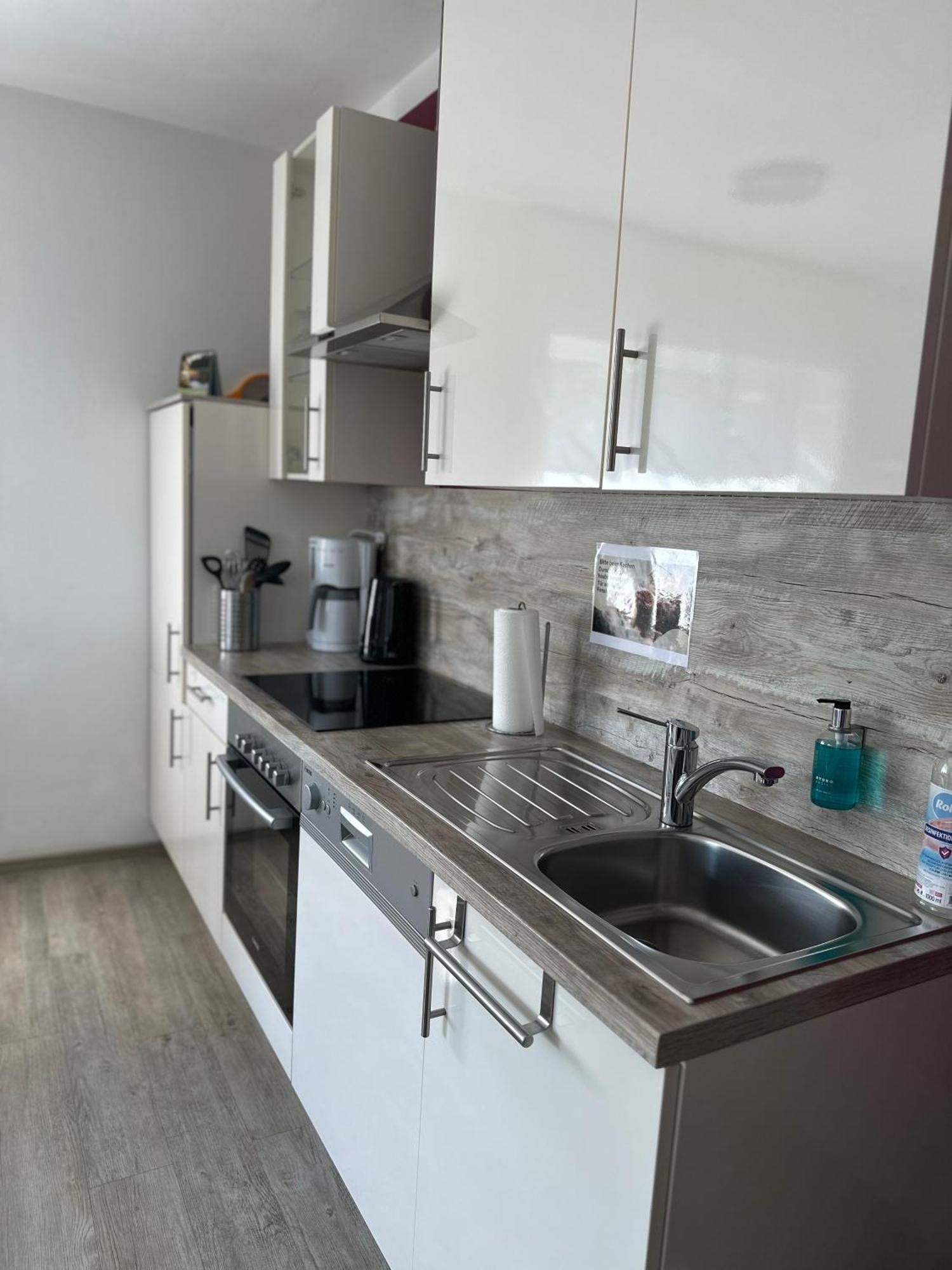 Ferienwohnung Schlossblick - 4 Sterne Sauna Pool Whirlpool Exklusiv Braunfels Eksteriør bilde