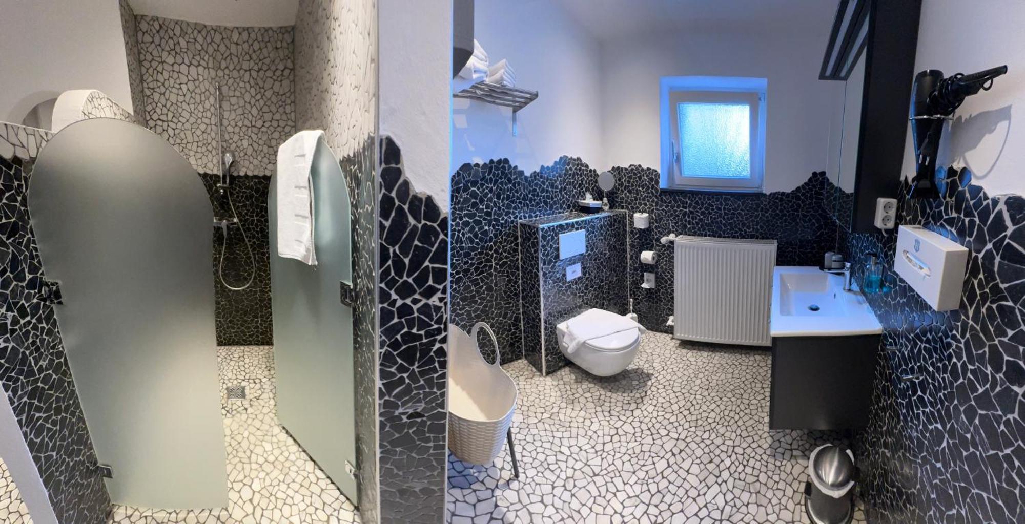 Ferienwohnung Schlossblick - 4 Sterne Sauna Pool Whirlpool Exklusiv Braunfels Eksteriør bilde